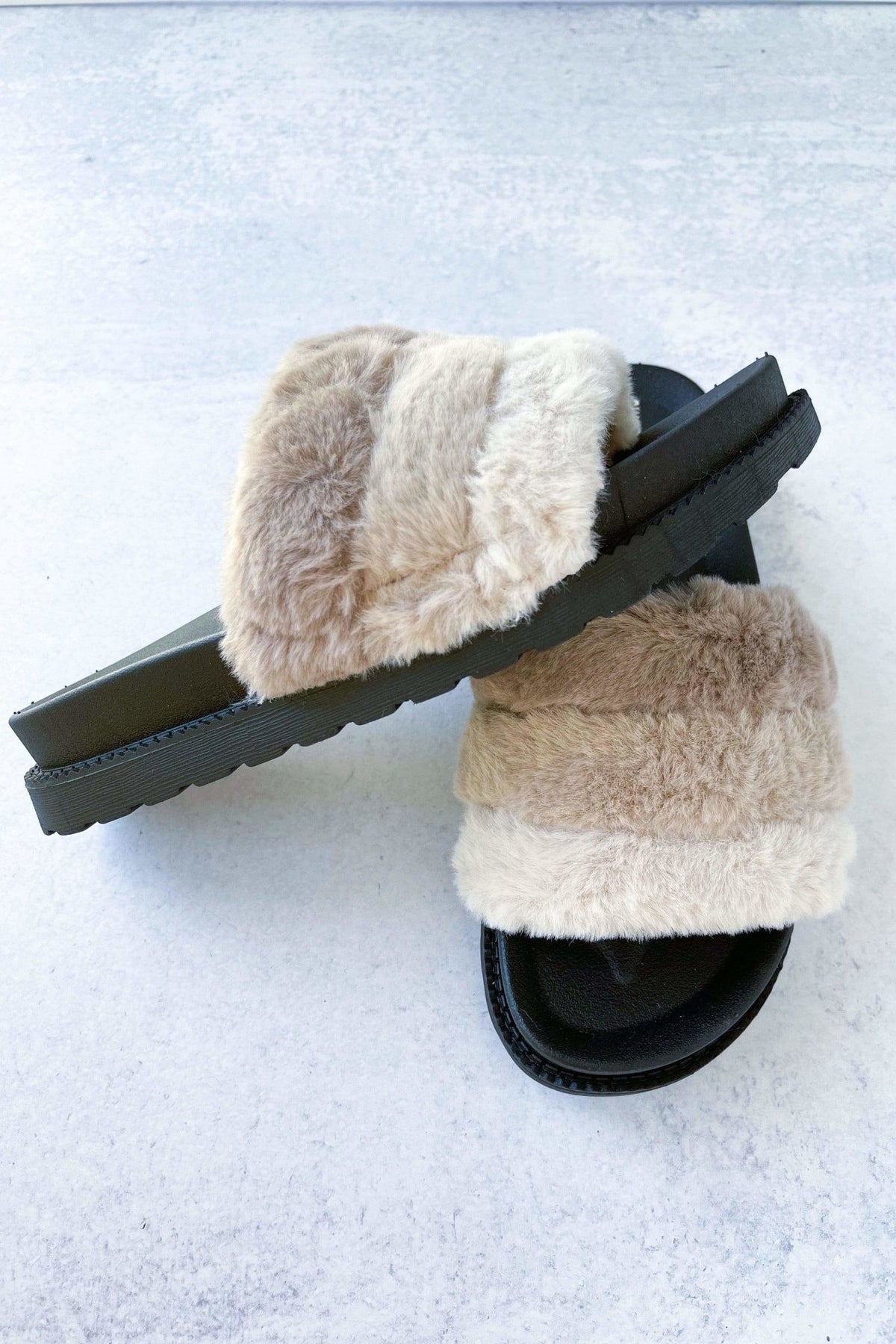 Shoes Treat Fluffy Slide